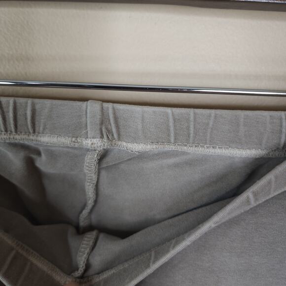 Skims Bundle of Outdoor Biker Shorts and Leggings SAMPLE Size L - Picture 10 of 12